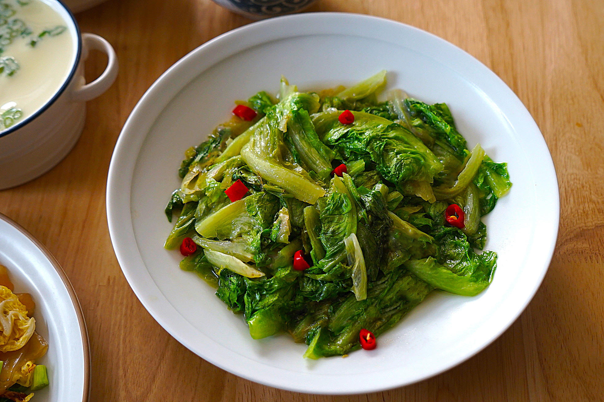 晒晒苏北一家四口的午餐，4菜1汤简单又家常，没有大鱼大肉也很香