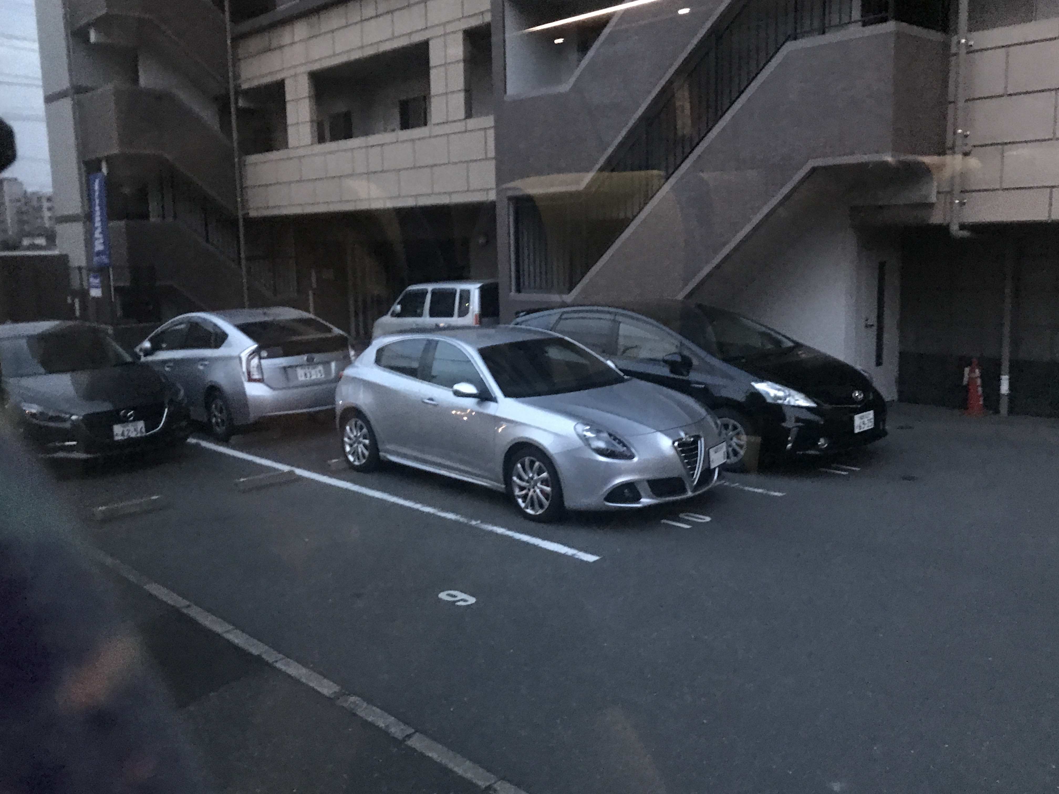 全球人都爱日系车，看看日本人自己开什么车？本土销量榜出炉