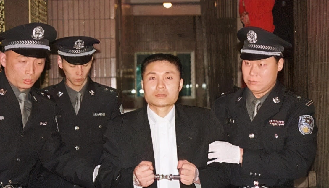 新片｜《除暴》讲述悍匪张君覆灭的故事，好看但有遗憾