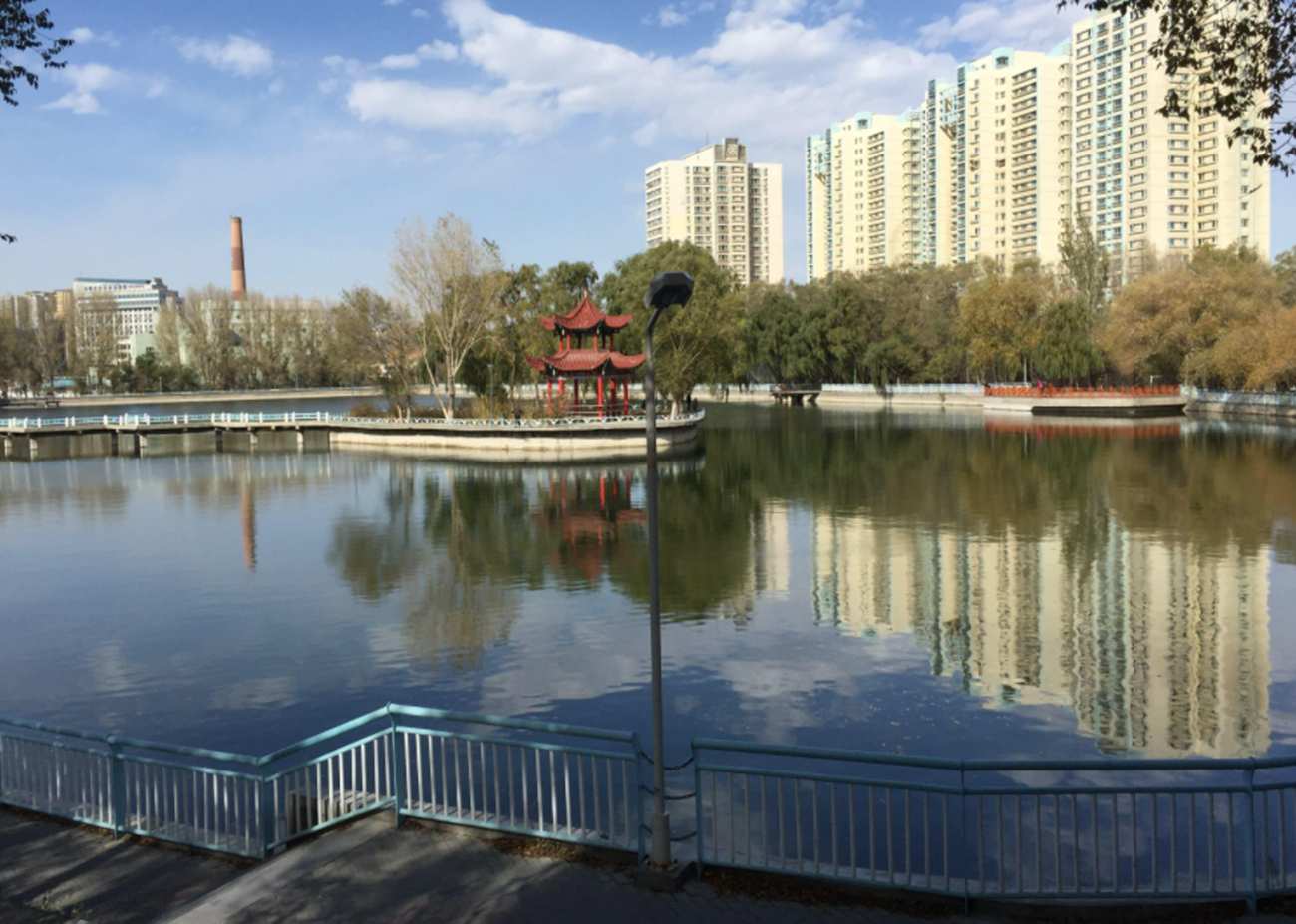 在我国新疆，原来拥有三所211大学，分数线还不高，值得关注