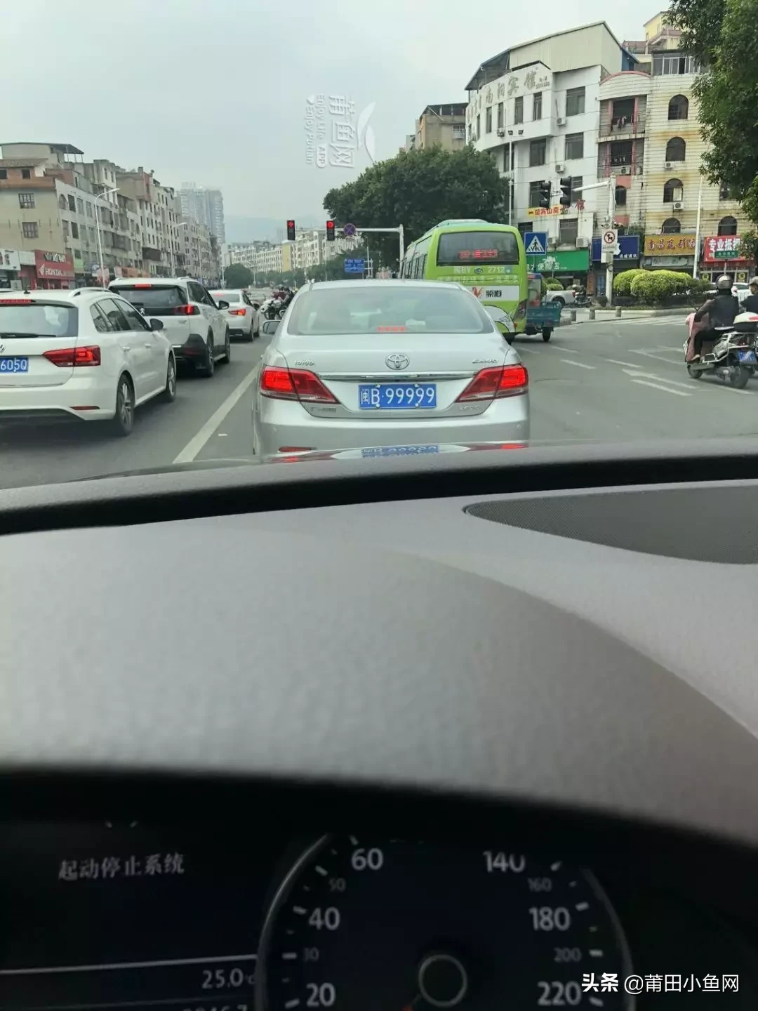 莆田这车牌这么酷炫！竟在这么低调的车上