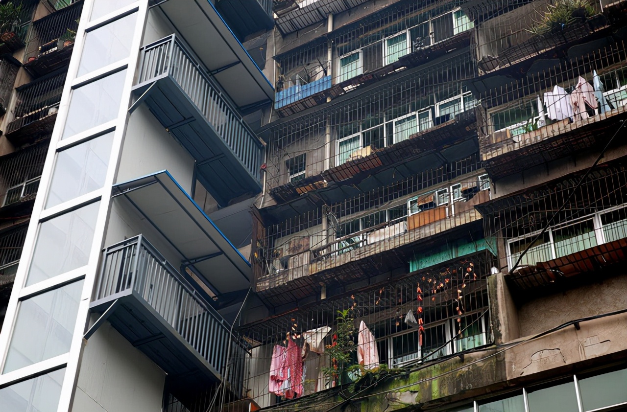 加装电梯解决高层住户难题，现他们却纷纷后悔：花钱给自己找麻烦