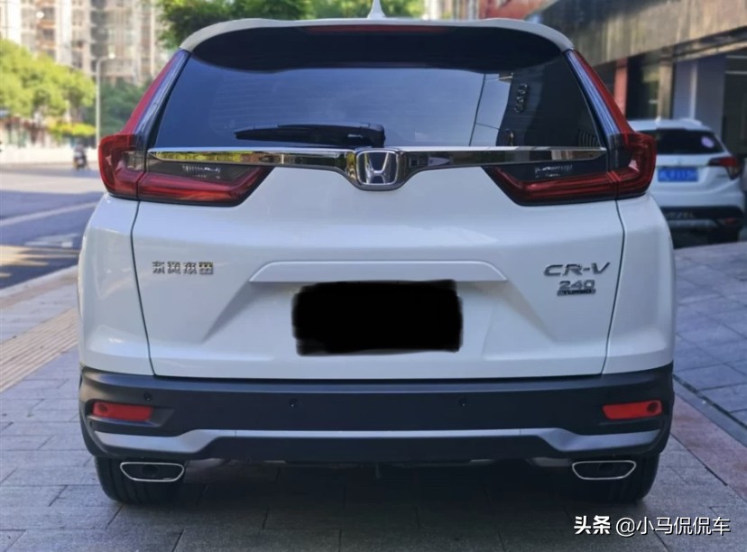 16.98万入手低配本田CRV，目前百公里油耗8.2升，这价格没买贵吧