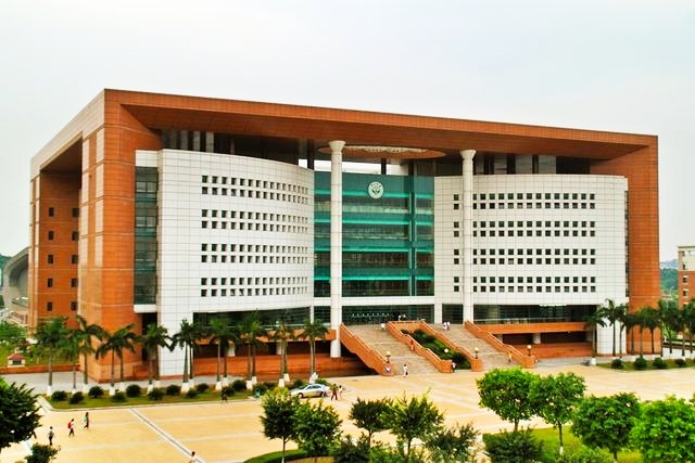 广东高校录取分数线排名，中大依然受青睐，深圳大学崛起