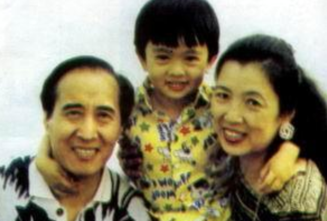 林彪独子林立果去世后，留下貌美妻子张宁，她后来过得怎么样？