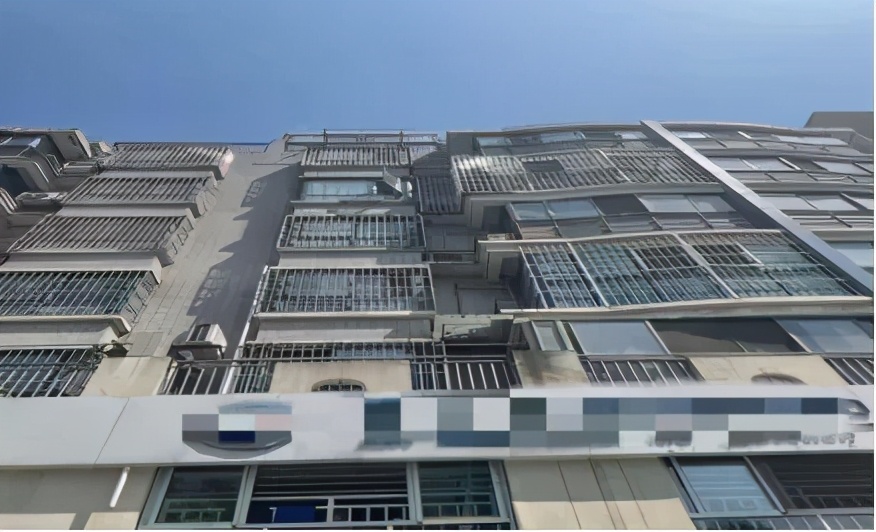 初中男生被同学从6楼扔下？真相查清了！【三分钟法治新闻全知道】