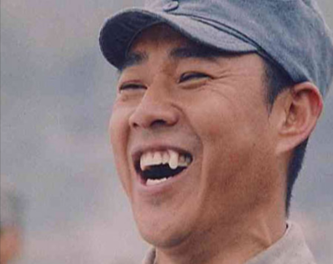 张丰毅和吕丽萍：离婚30年，人生截然不同，亲儿子和继父成一家