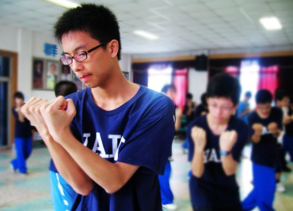 21年雅礼中学78人考上清北，教学风格独特，大多高中不敢轻易尝试