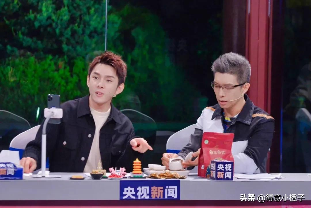 来黄鹤楼“嗦雪糕”,去省博“吃文物”......最近的武汉太会玩