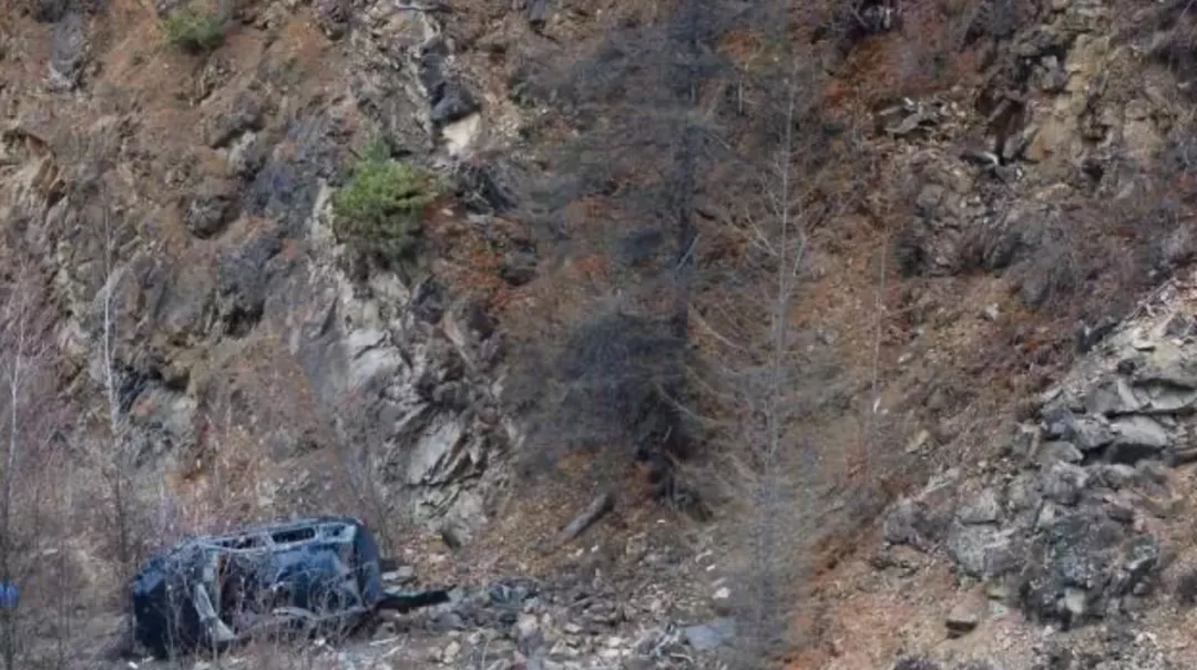 10年停产两次！爆火38年的民族豪车，快把自己拖垮了
