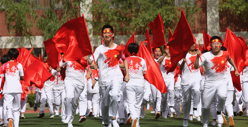 超燃运动盛会·震撼灞柳河畔！西安铁一中滨河第八届体育节暨田径运动会火热进行中……