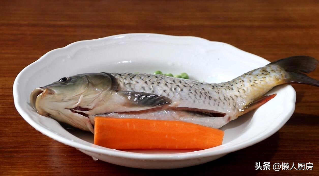 糖醋鯉魚的家常做法,糖醋鯉魚的家常做法步驟