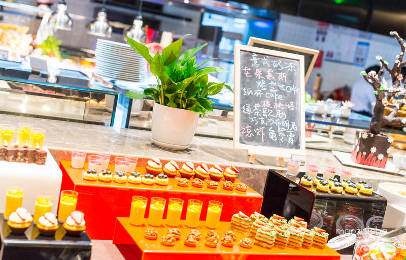 山城重庆，轻轨出行，玩转8D网红城市