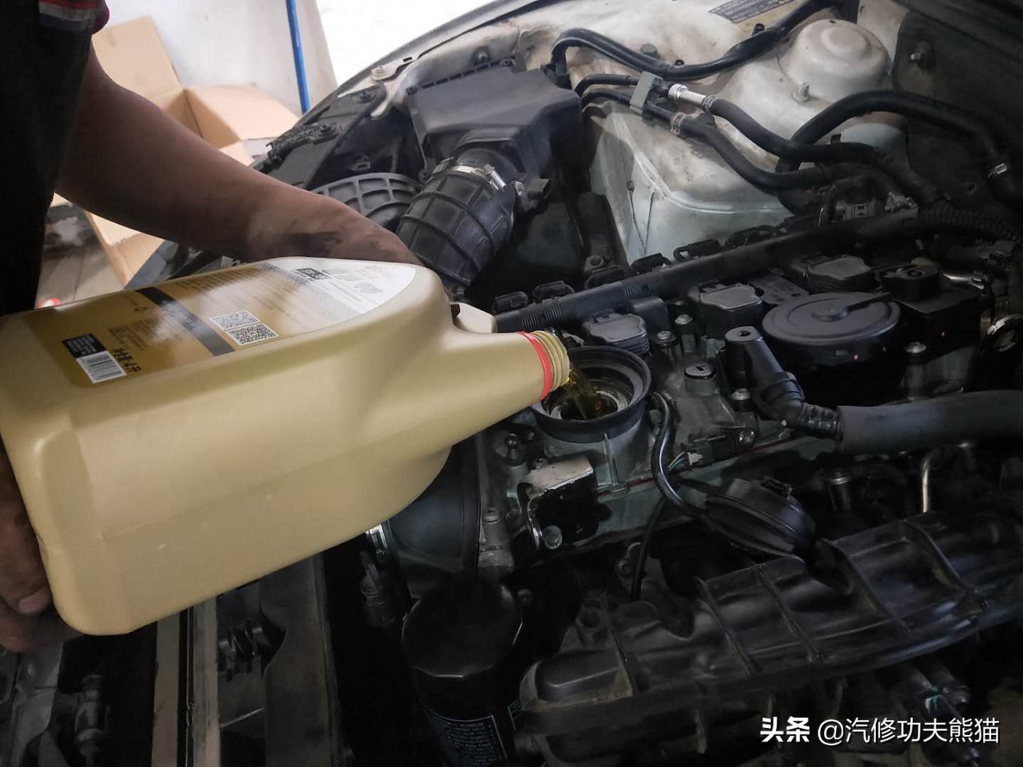 江西车友奥迪A4L严重烧机油500公里一升忍无可忍来永康解决