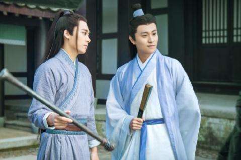 春蚕到死丝方尽 蜡炬成灰泪始干 这两句诗到底是什么意思