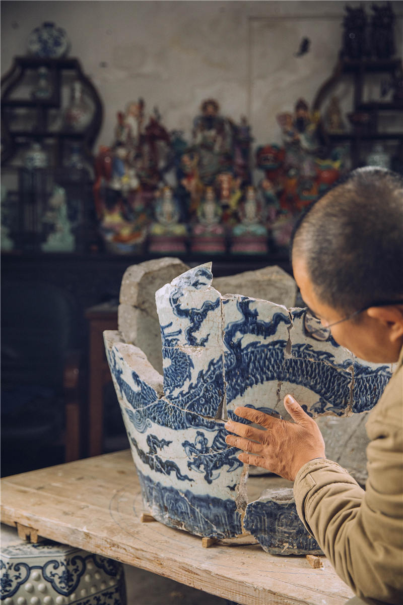 景德镇寻瓷：手工体系里的瓷器史