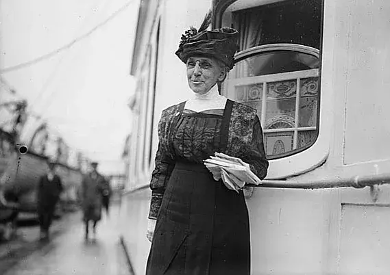 在性教育方面，中国人，你旷课了