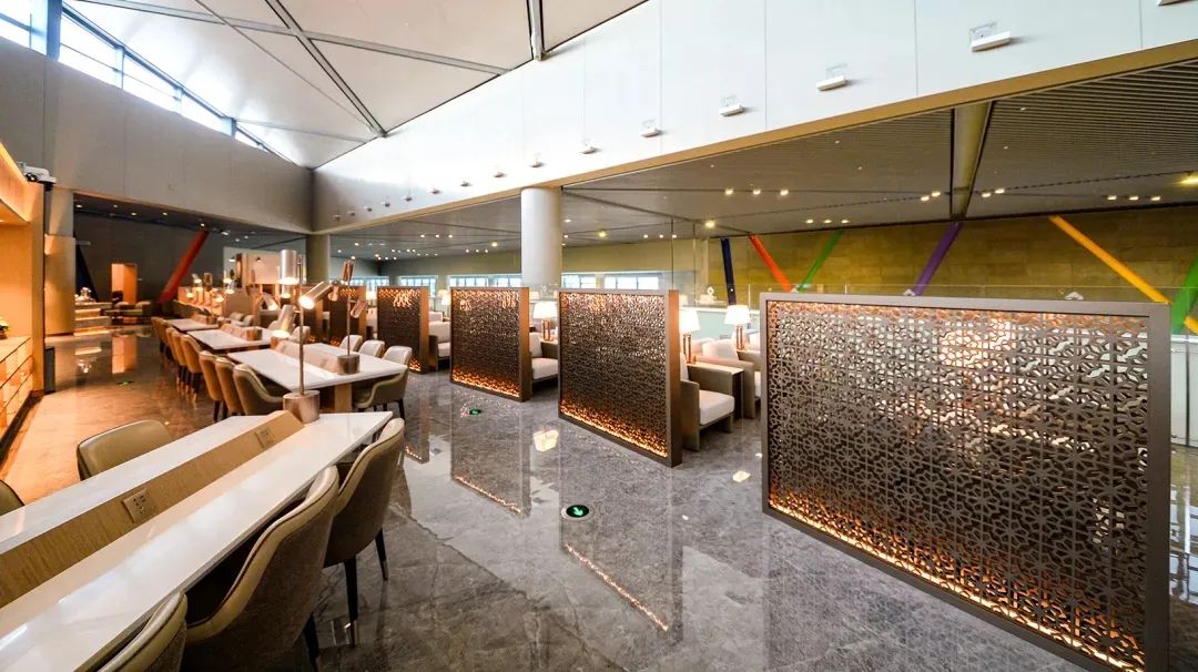 史上最低价！虹桥机场贵宾室，不是VIP也能进！最低9.9元两小时畅吃畅喝