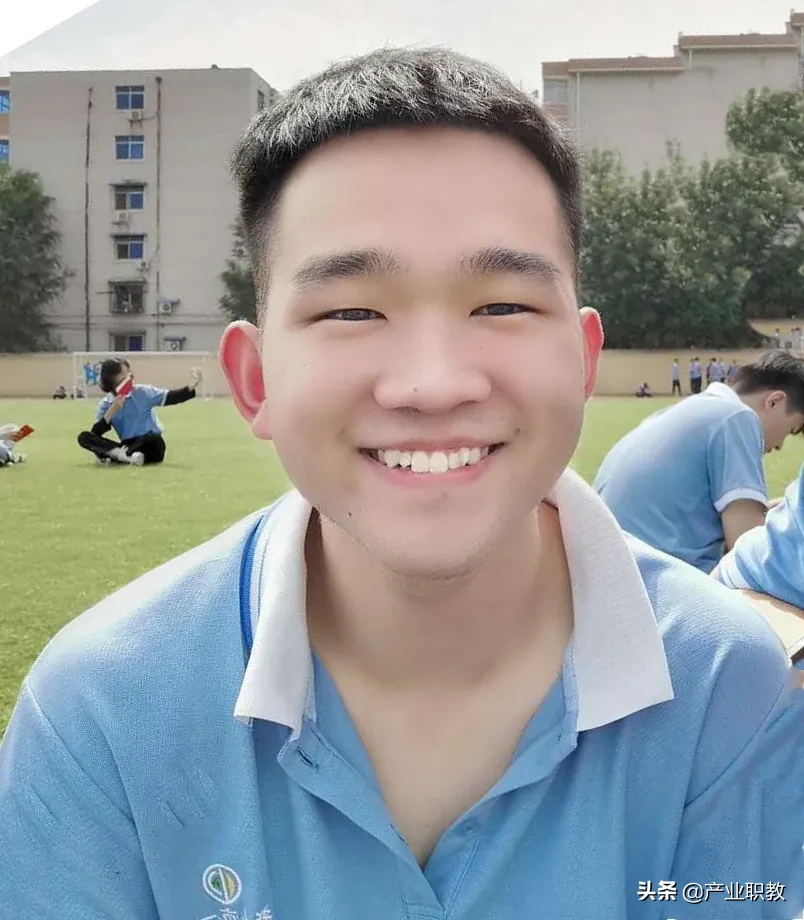 祝贺！河南省新乡一中9名学生被清华、北大等知名高校提前录取