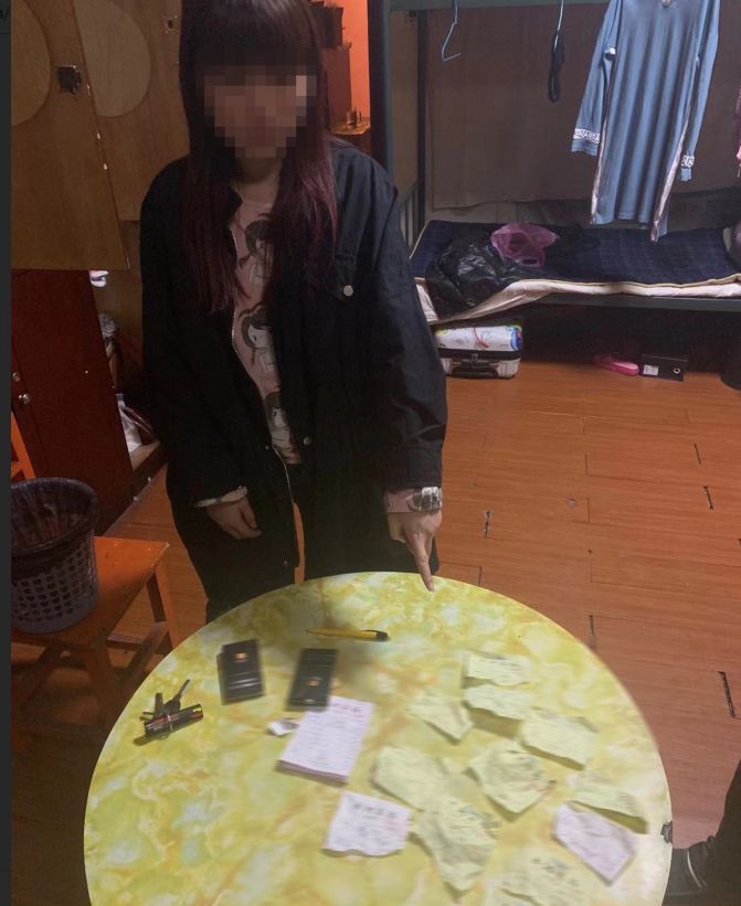 合肥一浴场内神秘男子常带客“消失”？！3重暗门后竟藏涉黄团伙