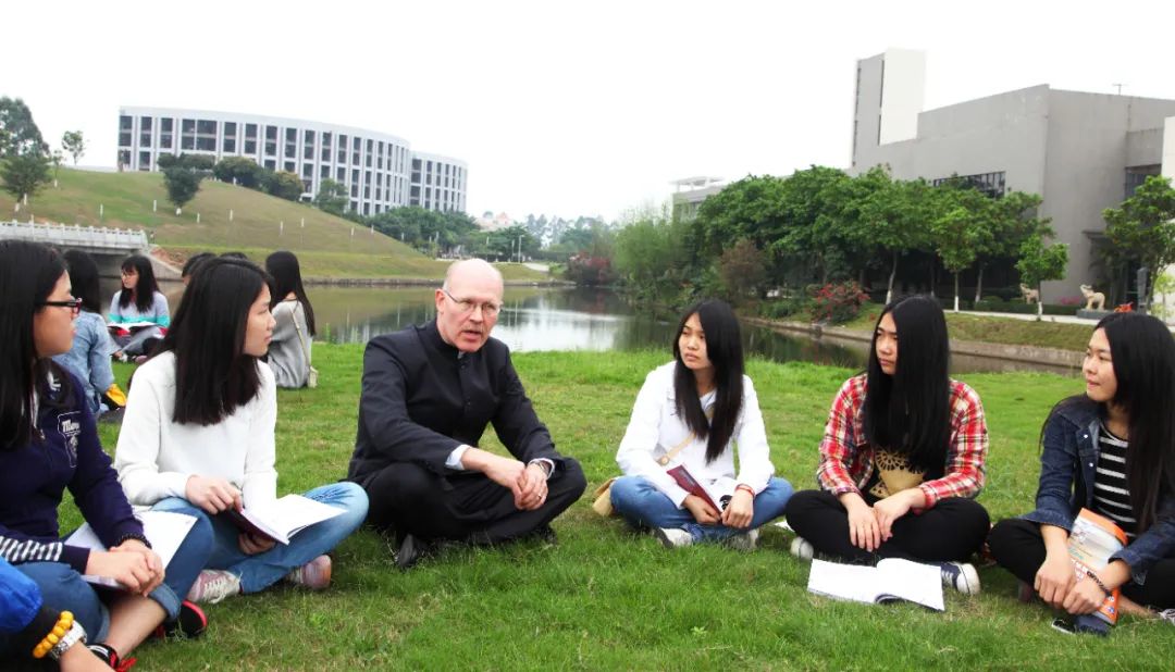 本科、专科过省线稳录取，欢迎填报广州科技职业技术大学