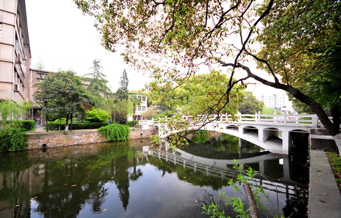 这两所211大学，580—610分左右录取！地理位置优越，很值得报考