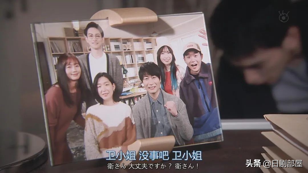 楚楚伟和纳米天使与爱情者的爱合作。