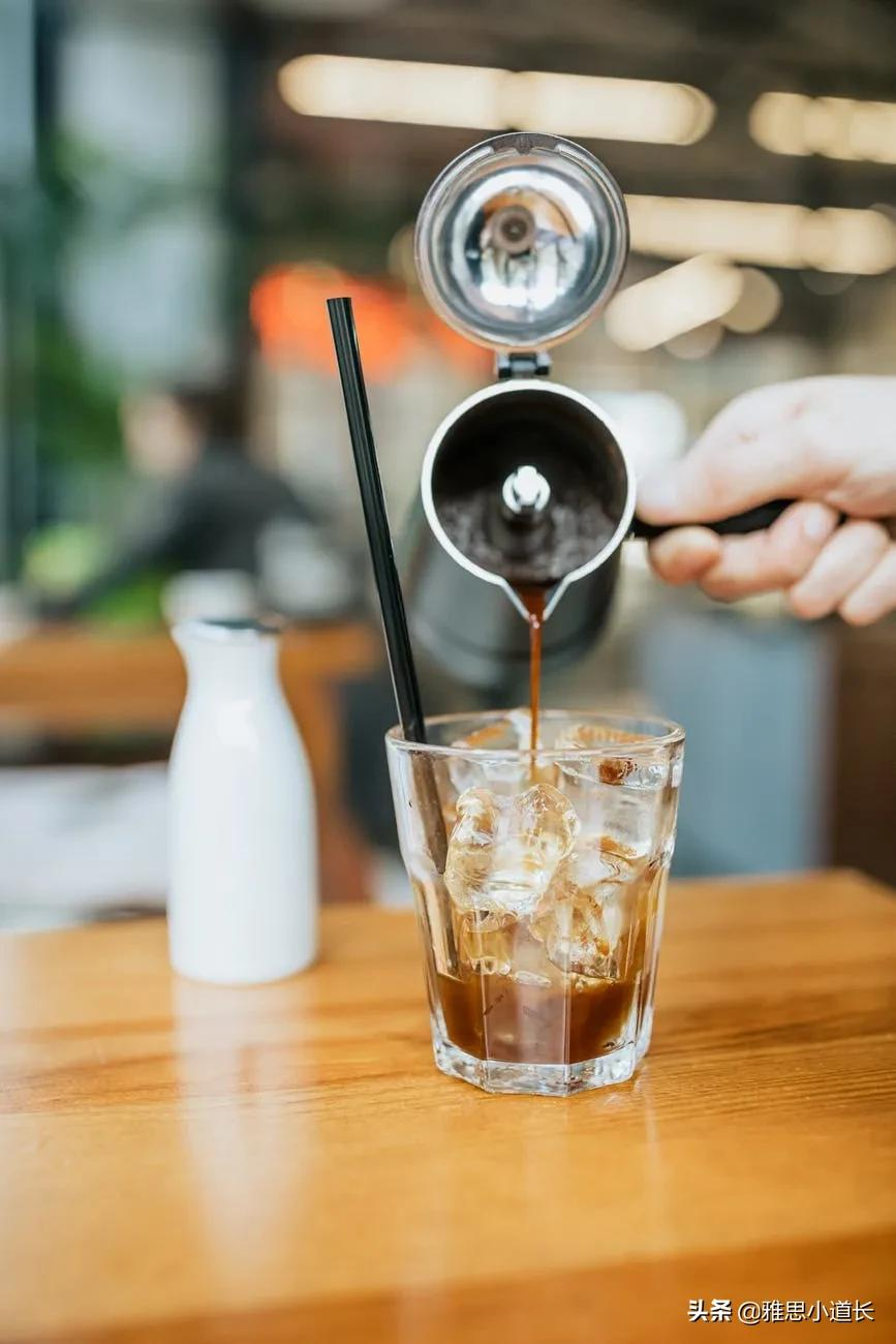 风靡全球的“冷萃咖啡”是Cold coffee？为啥给老外，他们还不要？