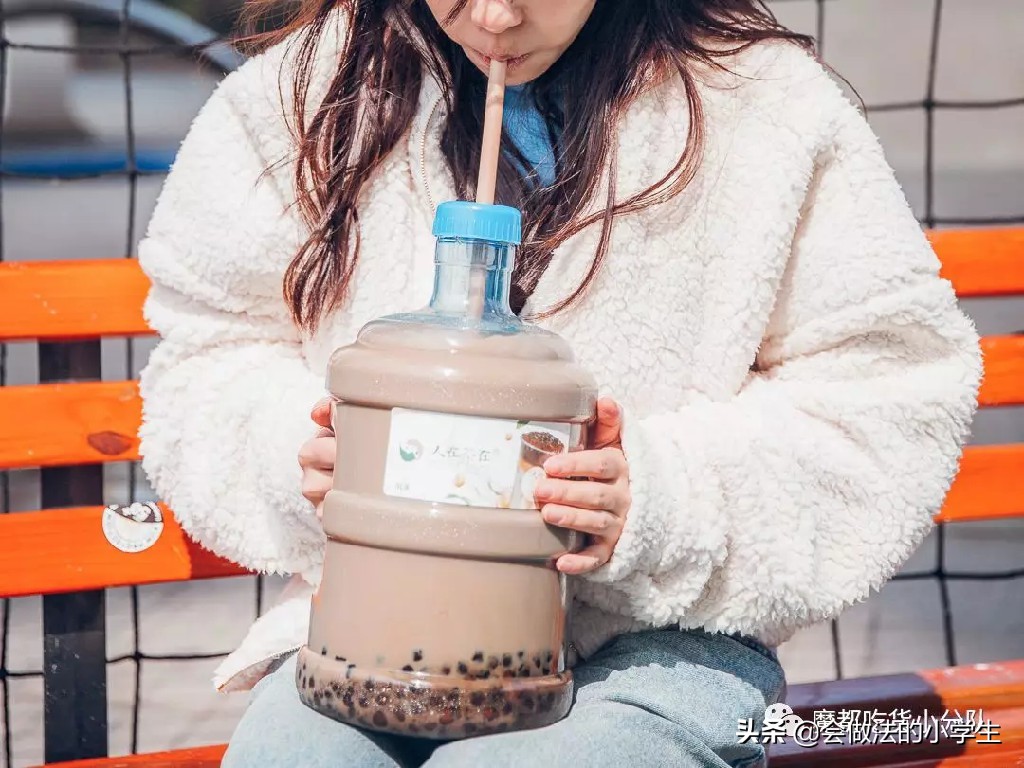 奶茶制作方法：简单几步教你在家做出香浓可口的奶茶