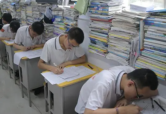 “理综”260+真的很难吗? 学霸君教你如何考！