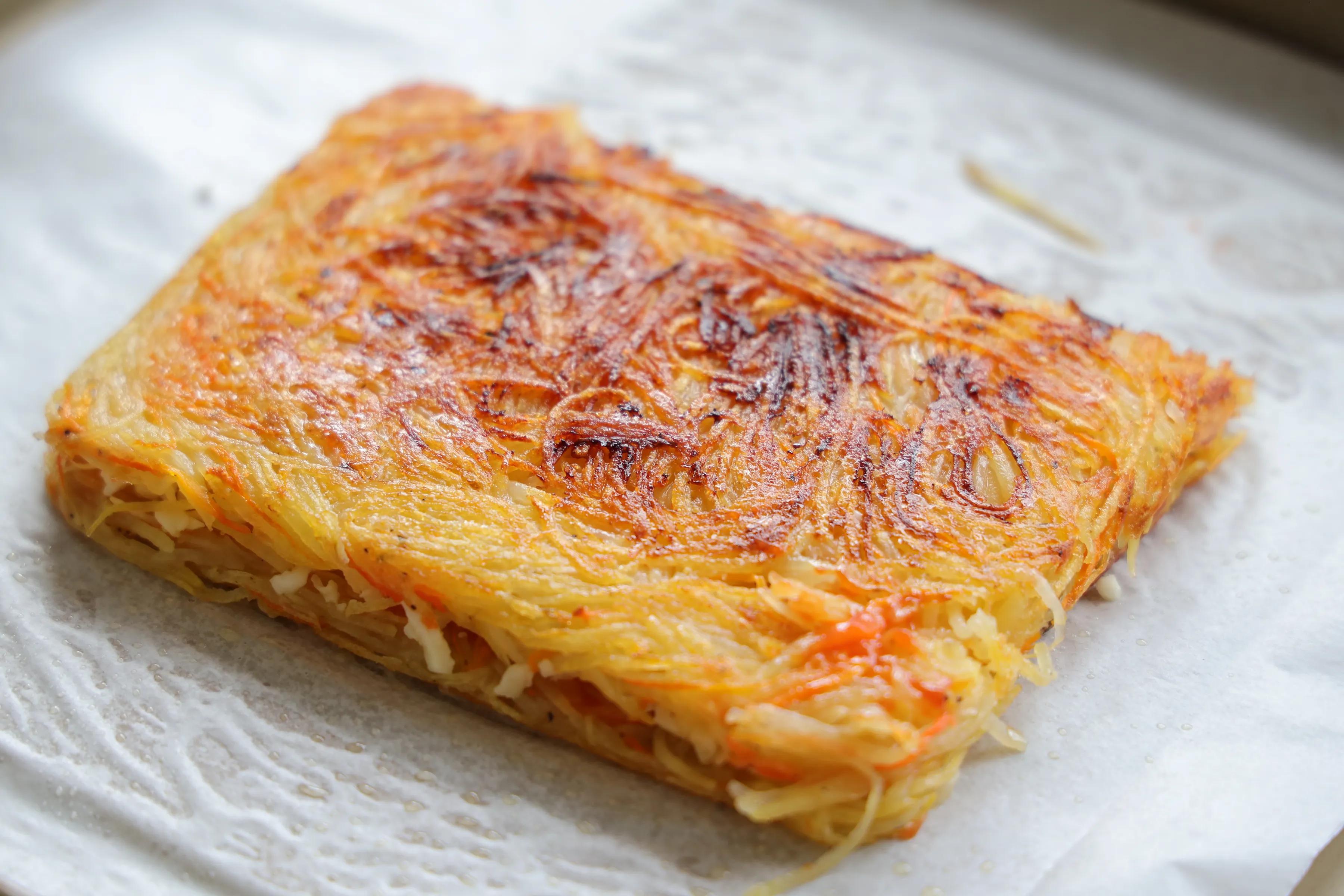 不用和面的懒人早餐，3个土豆就搞定了，好吃还拉丝