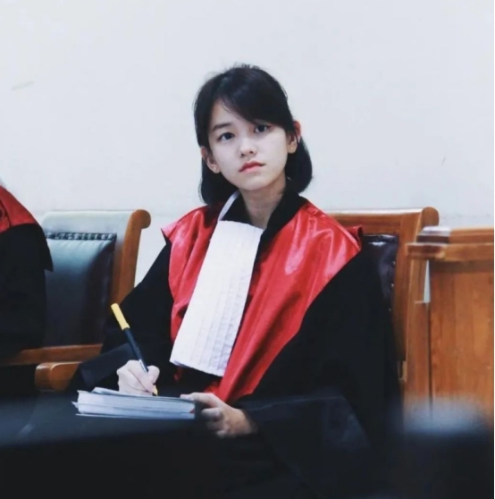 想报考法学专业哪些学校值得报考？985/211怎么样？学生要了解