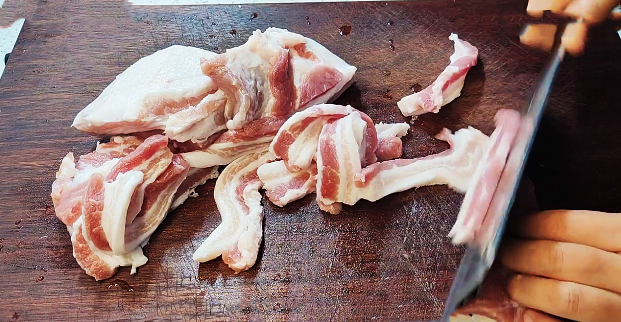 山西最出名的9道名菜，色香味俱全，美味可口，道道獨(dú)具晉菜特色