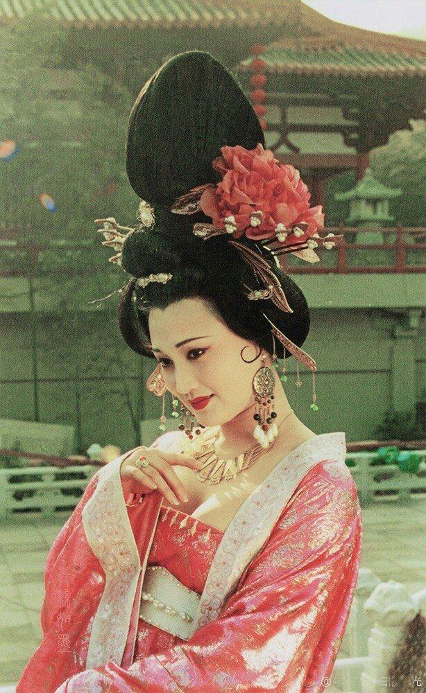 中国古代四大美女:西施,王昭君,貂蝉,杨玉环扮演者,谁最美!