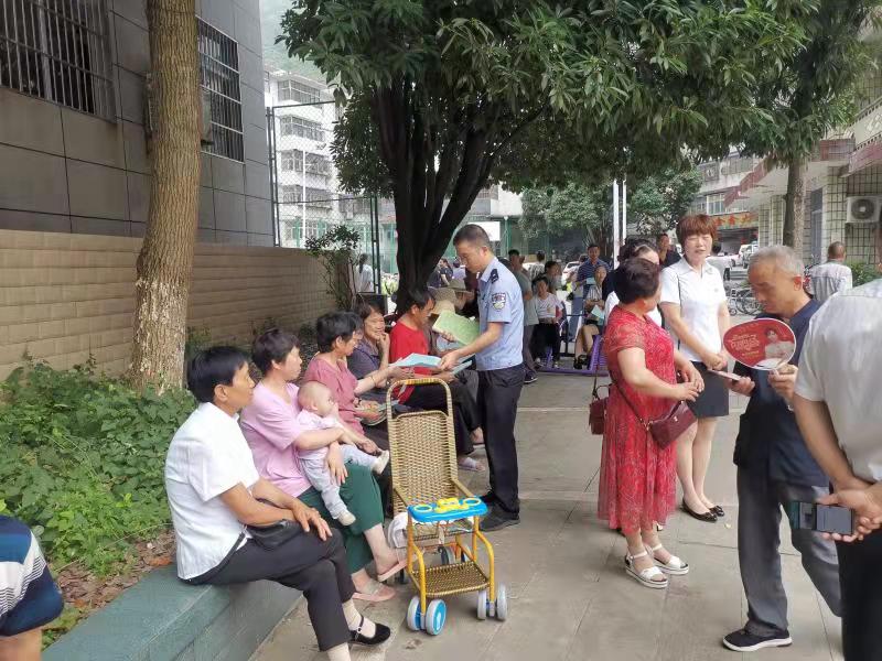 白河县公安冷水派出所：全方位开展反诈宣传工作