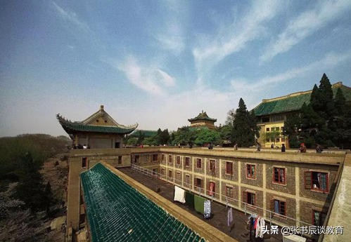 武汉大学，2020年武汉大学高考分数线预测！家长：武大实力就是强