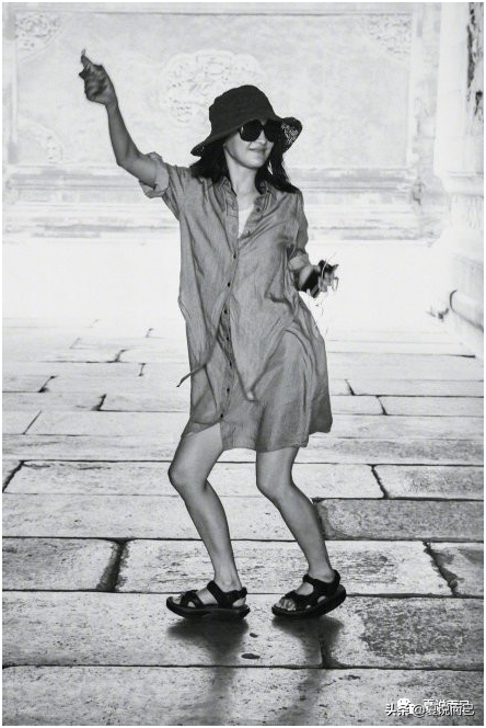 周迅，这次是真的离婚了；而我，也真的是最后一次写她了