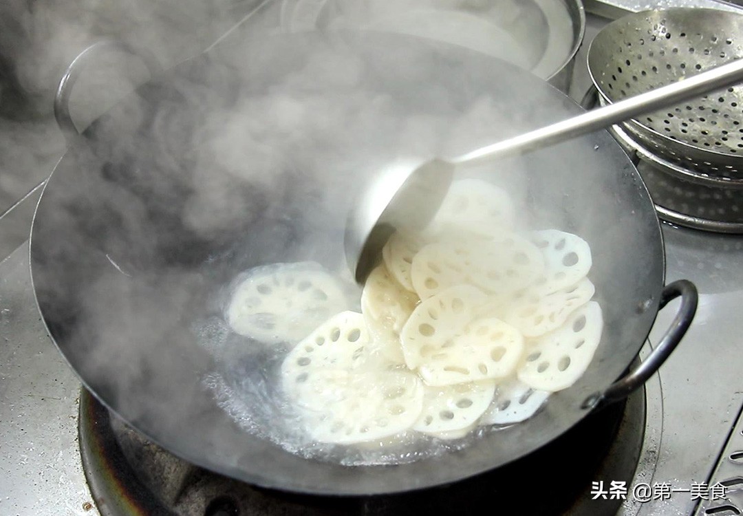 减肥不用吃得太单调，6道家常菜，热量低又健康，别再吃水煮了