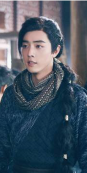 从普通人一跃成为当红流量小生，肖战的成功离不开她的支持，祝福