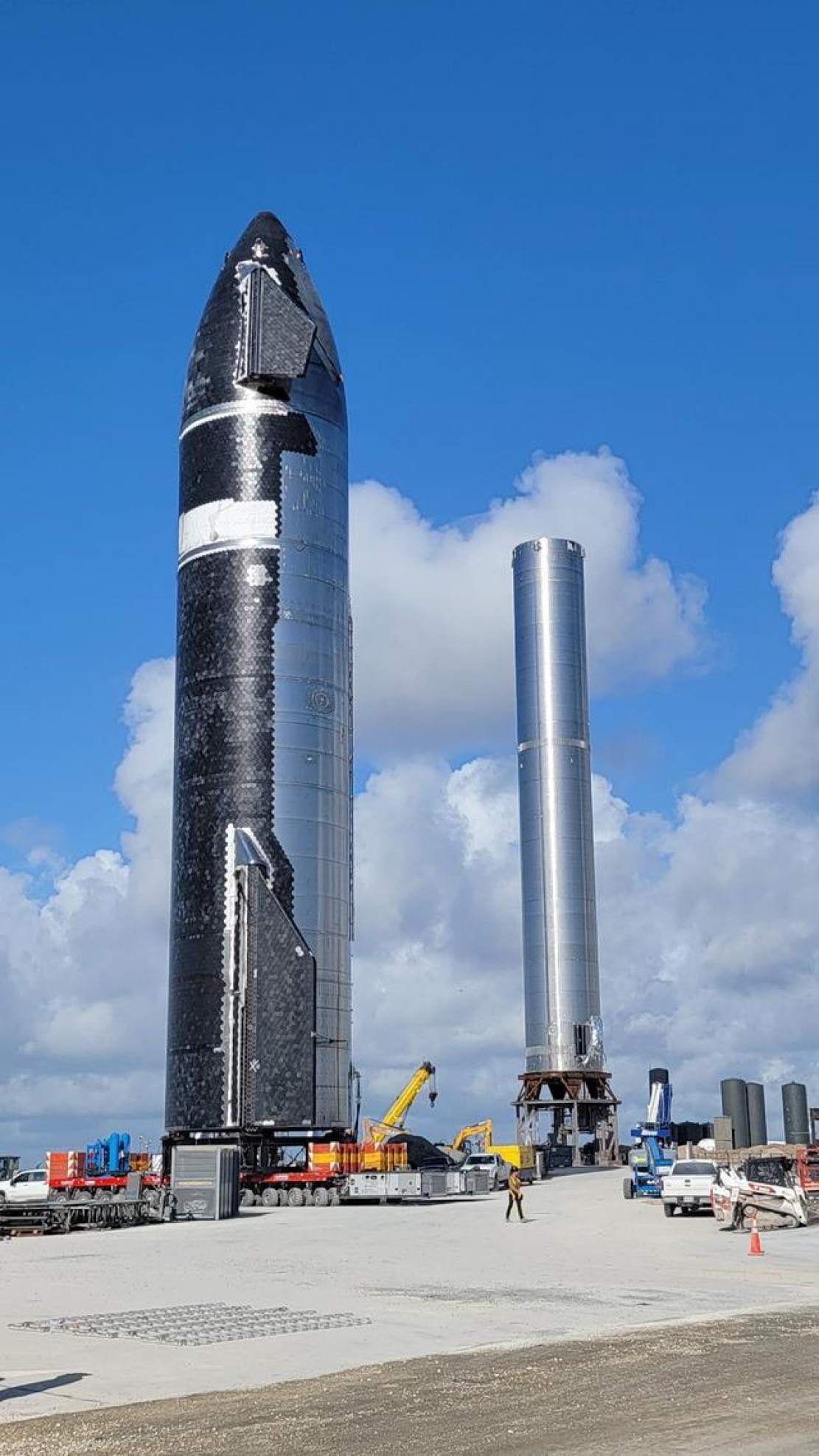 SpaceX星舰PK土星五号，世纪对决，马斯克的火星梦想在路上（2）