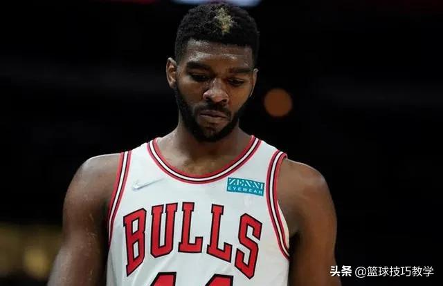 nba为什么总是赛季报销(NBA新赛季才开打不到十场，已经出现了第一个赛季报销的球员)