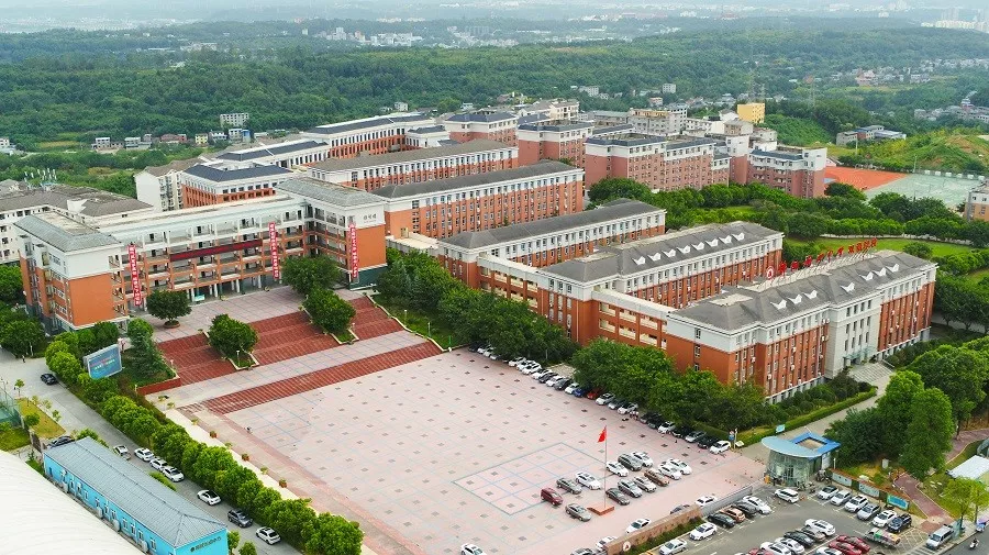 在绵阳，挂“南山”品牌的初中只有一所！——南山中学双语学校