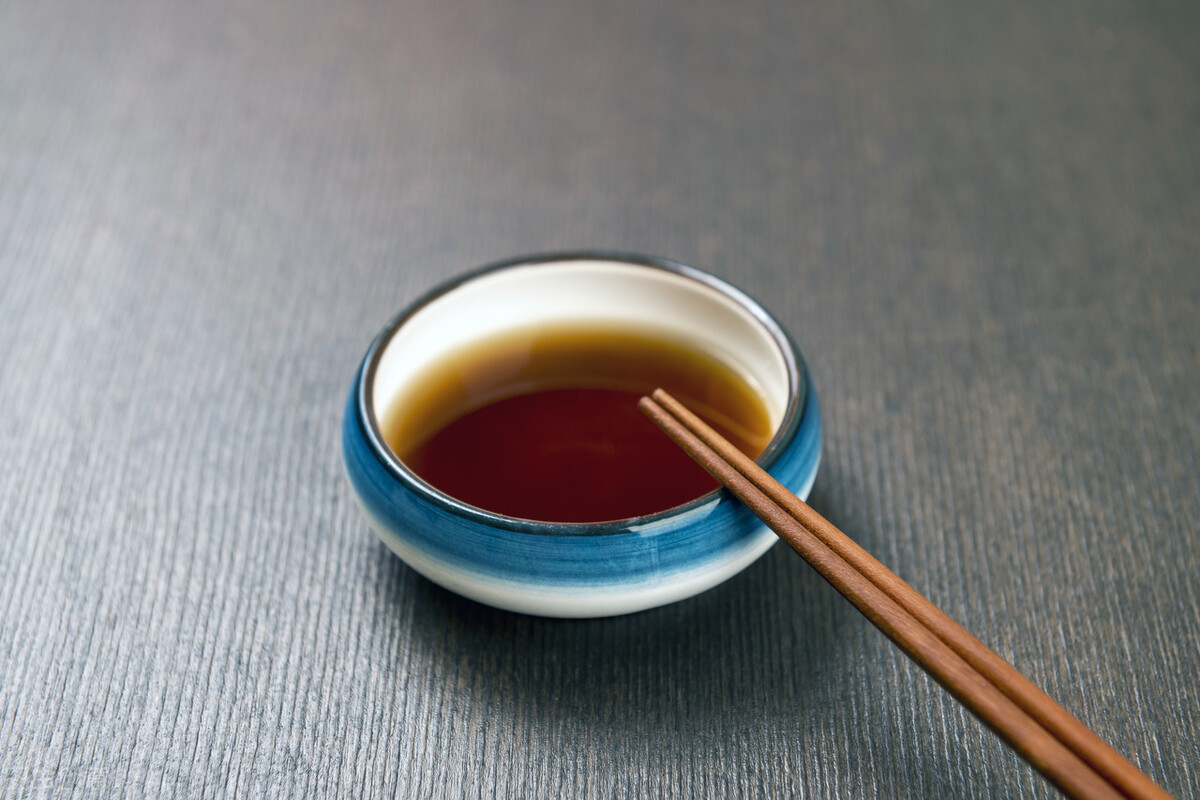 染了头发，染发膏的味道却总是消不掉，怎么办？