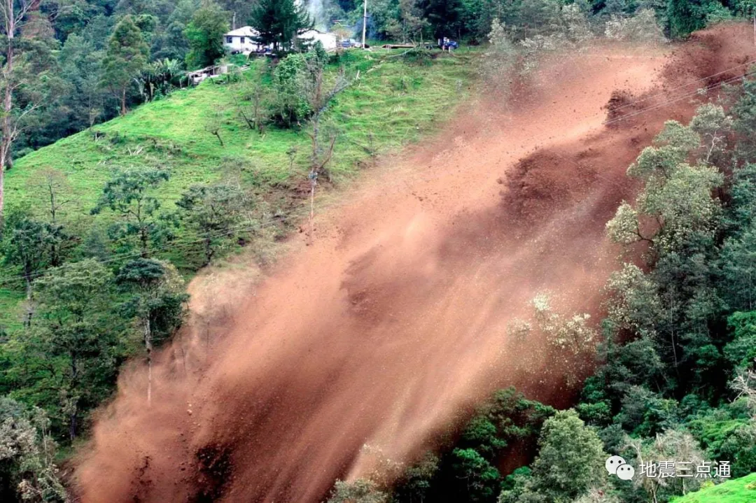 山西暴雨牵动全国人民的心！突遇暴雨如何应急避险