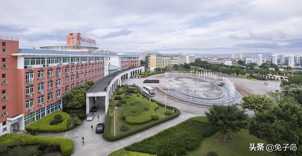 最新出炉：2021年福建省高职院校排名！厦门海职院领跑