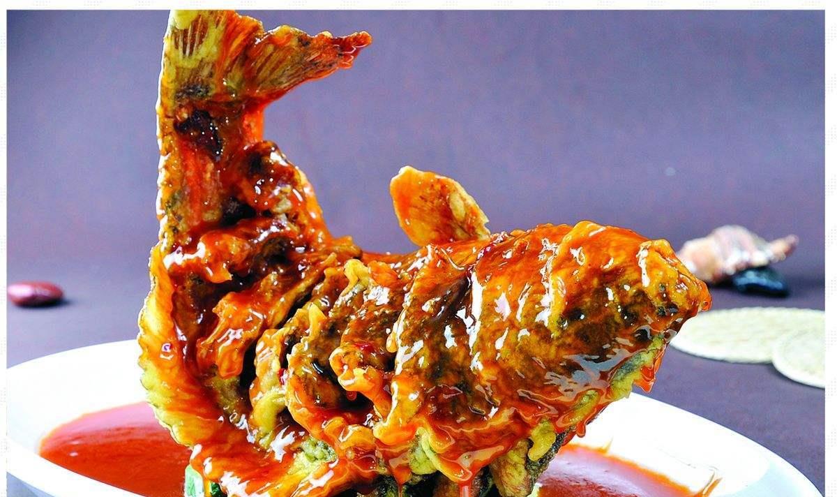 八大菜系之首鲁菜，究竟有何魅力？看完这10道代表菜，你就明白了