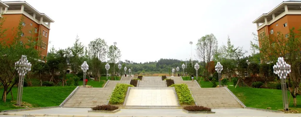 四川有所“中医药”命名的医学高校，已培养10万名医药卫生人才