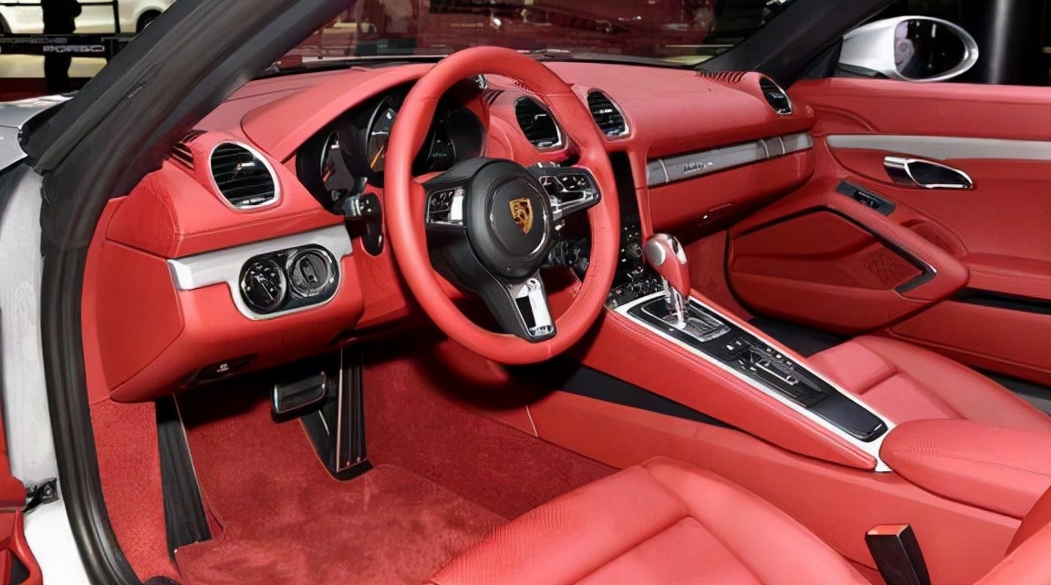 怀揣百万买保时捷，718 Boxster 25周年限量版才叫奇货可居