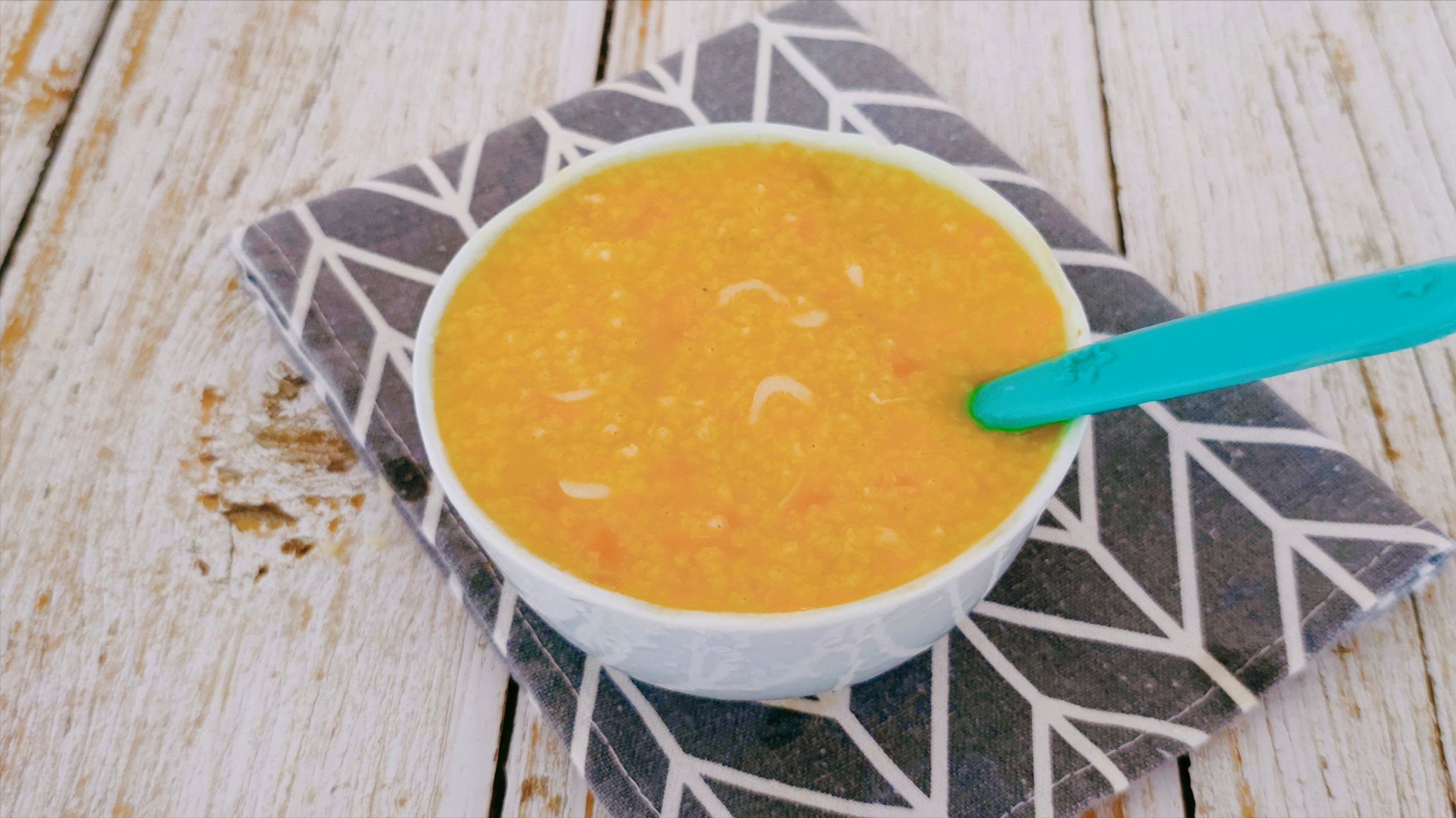 5克虾皮配小米和南瓜做的粥小米南瓜粥可以放虾皮吗