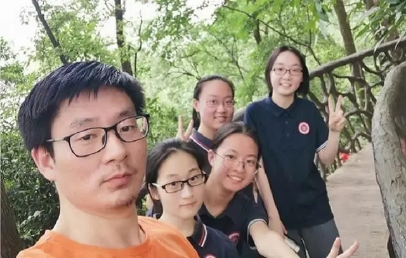 重庆理科状元谢欣颖，总分726，数学149，优秀源于良好的学习习惯